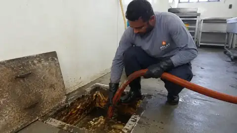 Caixa de gordura entupida: como limpar